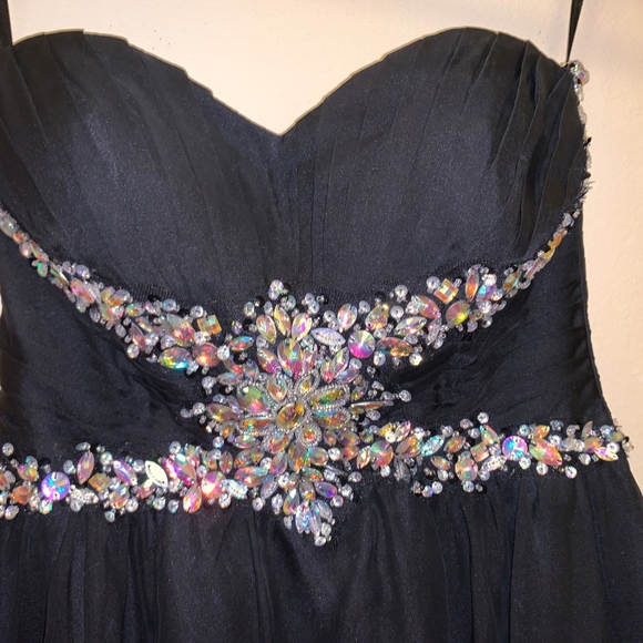 Samila & Co mini strapless dress - Picture 2 of 4